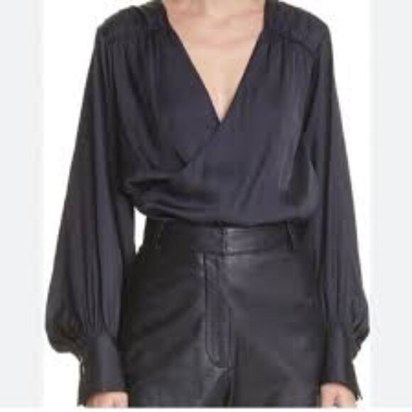 NEW FRAME Crossover Top - Picture 1 of 4